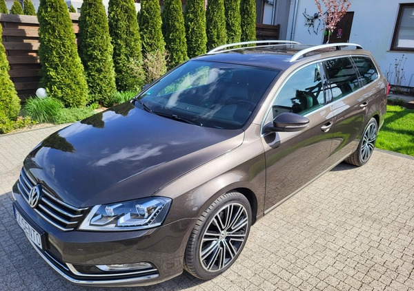 Volkswagen Passat cena 39900 przebieg: 185000, rok produkcji 2012 z Góra małe 277